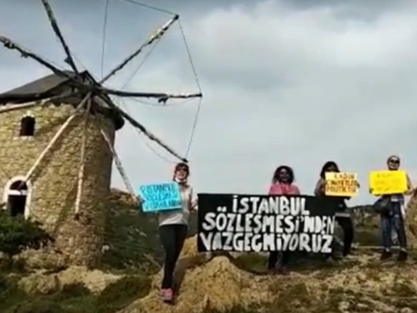 İSTANBUL SÖZLEŞMESİNDEN VAZGEÇMİYORUZ!